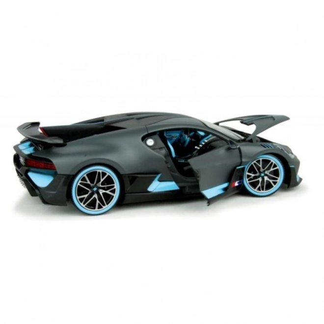 Bburago Bugatti Divo Model Car in Gray