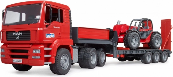 functional low-loader trailer with ramps