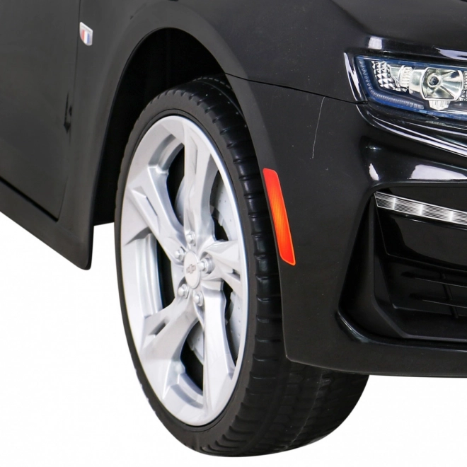 Chevrolet Camaro 2SS cu baterie + telecomandă + roți EVA + pornire ușoară + sunete și lumini – Černá