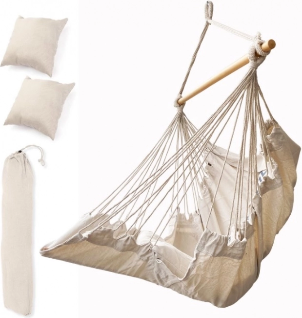 Bézs brazil függőszék lábtartóval, 130 cm