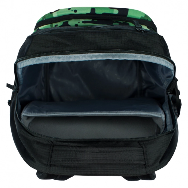 Baagl backpack green with organizational features