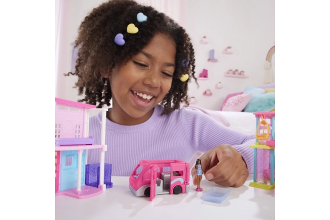 Barbie miniatűr barbieland lakókocsi játékkészlet
