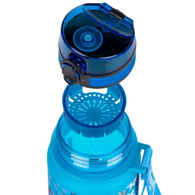 Strainer for fruit infusions and tea