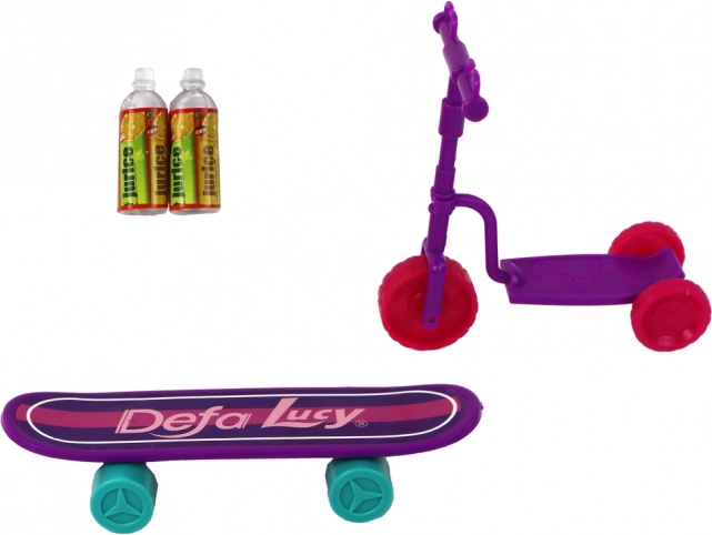 Koloběžka a skateboard