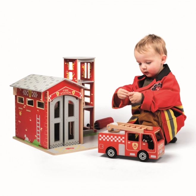 Children's Firefighter Costume by Bigjigs Toys