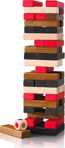 Wooden tower: tension and fun for the whole crew