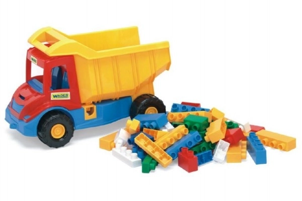 Multi Dump Truck with Blocks