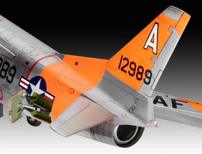 Plastic Model Airplane F-86D Dog Sabre 1/48