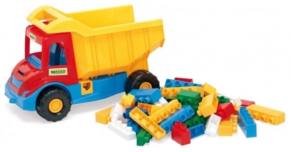 Multi Dump Truck with Blocks