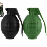 Kézi műanyag gránát hanggal és fényekkel