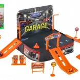 Garage toy with Welly Porsche car