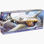 Academy Curtiss P-40E Warhawk plastični model letala