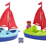 Műanyag vitorláshajó vízbe matrózzal, 22,5 cm