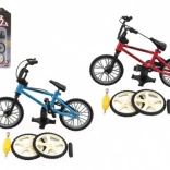 Mini freestyle finger bike with accessories