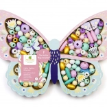 Pastelfarvede træperler formet som sommerfugl