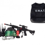 Politisæt med hjelm