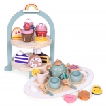 Set en bois pour enfants pour une fête du thé avec gâteaux