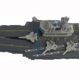 Hangarskib med lys- og lydeffekter