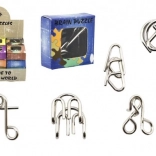 metal puzzle mix in a 5 × 5 cm box