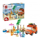 Bluey family car trip to the beach building set